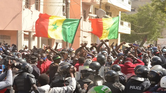 Le peuple, le parti-Etat, la gouvernance de la cité